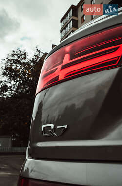 Внедорожник / Кроссовер Audi Q7 2016 в Виннице