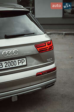 Внедорожник / Кроссовер Audi Q7 2016 в Виннице