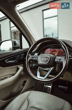 Внедорожник / Кроссовер Audi Q7 2016 в Виннице