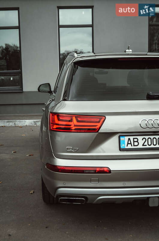 Внедорожник / Кроссовер Audi Q7 2016 в Виннице