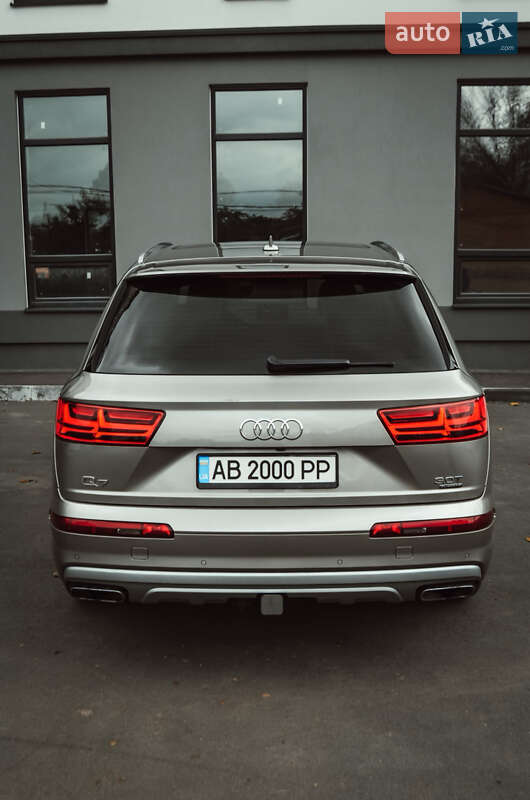 Внедорожник / Кроссовер Audi Q7 2016 в Виннице