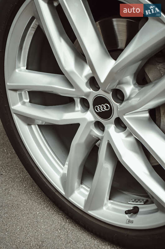 Внедорожник / Кроссовер Audi Q7 2016 в Виннице