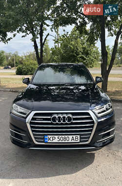 Audi Q7  2017