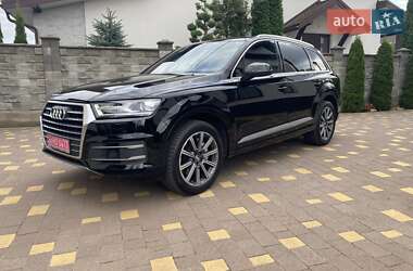 Audi Q7  2016