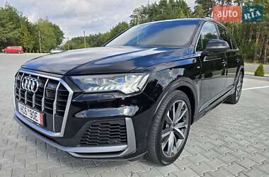 Audi Q7  2020