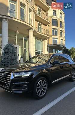 Audi Q7 2018
