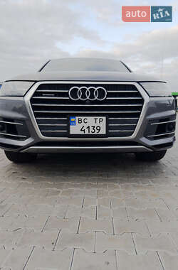 Audi Q7  2018