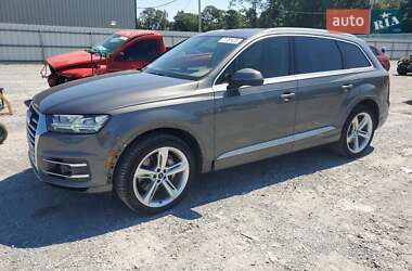 Audi Q7  2019