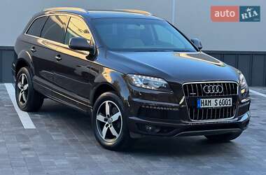 Audi Q7  2014