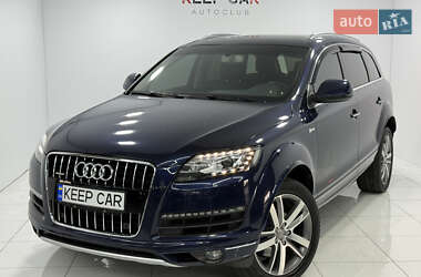 Audi Q7  2013