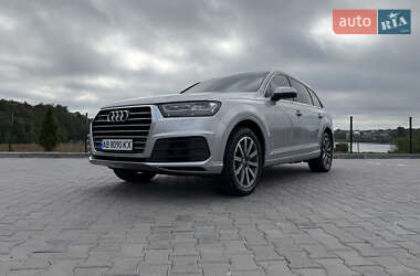 Audi Q7  2017