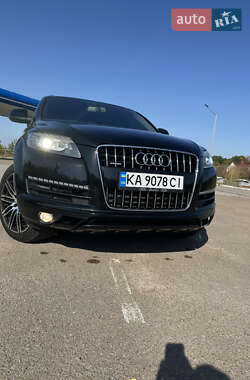 Audi Q7  2011