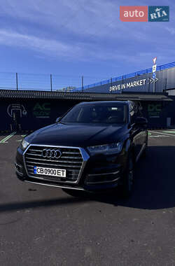 Audi Q7  2017