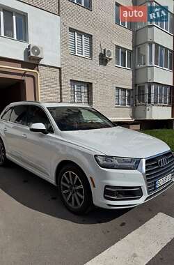 Audi Q7  2017