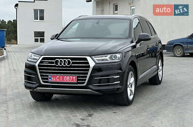 Audi Q7  2017
