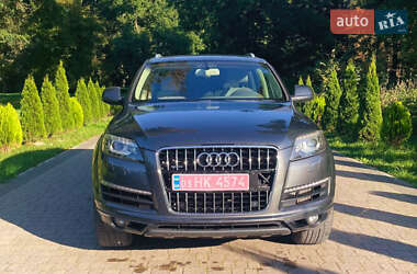 Audi Q7  2013