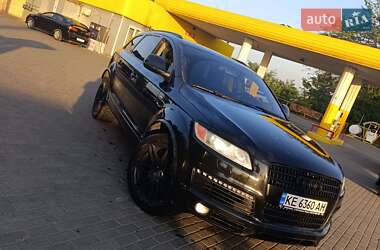 Audi Q7  2008