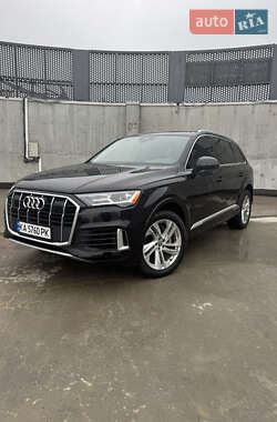 Audi Q7  2019