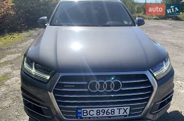 Audi Q7  2018