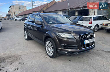 Audi Q7  2012