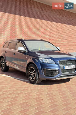 Audi Q7  2010