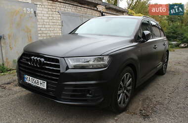 Audi Q7  2017