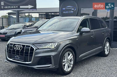 Audi Q7  2020