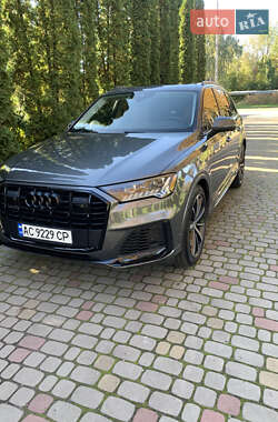 Audi Q7  2020