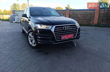 Audi Q7  2016