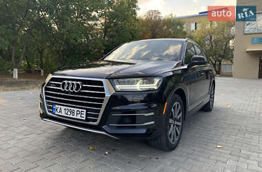 Audi Q7  2016