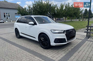 Audi Q7  2018