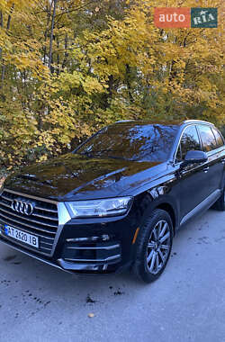Audi Q7  2017