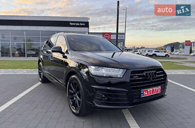 Audi Q7  2019