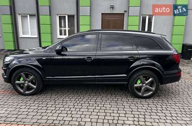 Audi Q7  2012