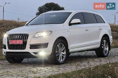 Audi Q7  2015