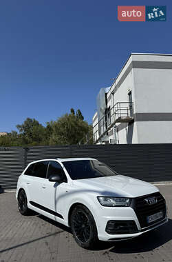 Audi Q7  2017