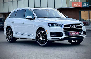 Audi Q7  2017