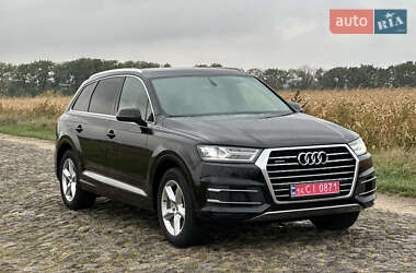 Audi Q7  2017