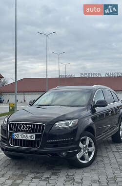 Audi Q7  2015