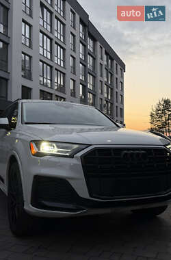 Audi Q7  2020