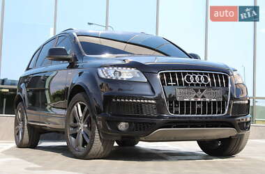 Audi Q7  2015