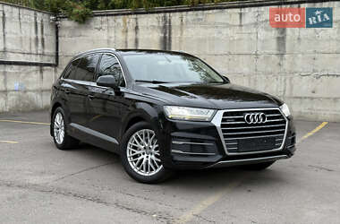 Audi Q7  2015