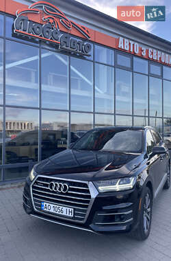 Audi Q7  2017
