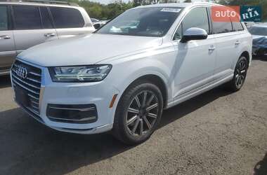 Audi Q7  2015