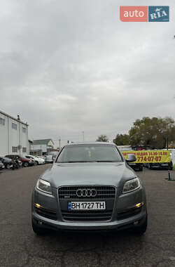 Audi Q7  2006