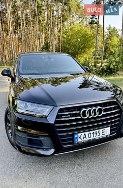 Audi Q7  2017
