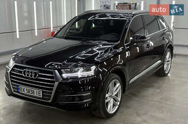 Audi Q7  2016