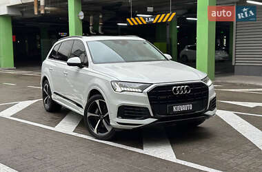 Audi Q7  2019