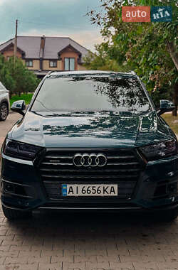 Audi Q7  2017
