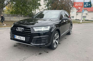 Audi Q7  2015